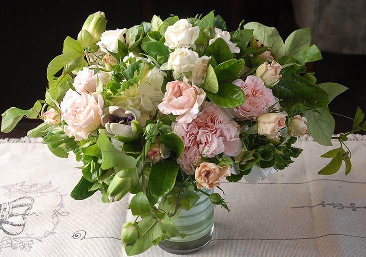How to Make a Centerpiece Bouquet