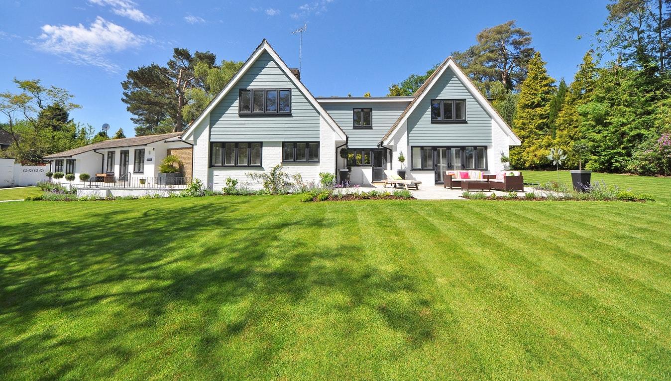 Tiny Details for Your Big Day: Using a Home Equity Loan to Finance Your Wedding