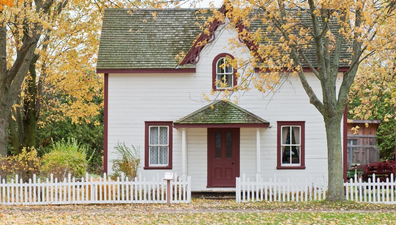 Tiny Details for Your Big Day: Home Maintenance to Manage Before Your Honeymoon