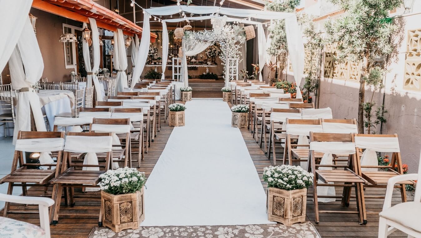 Tiny Details for Your Big Day: Transporting Decor to the Venue