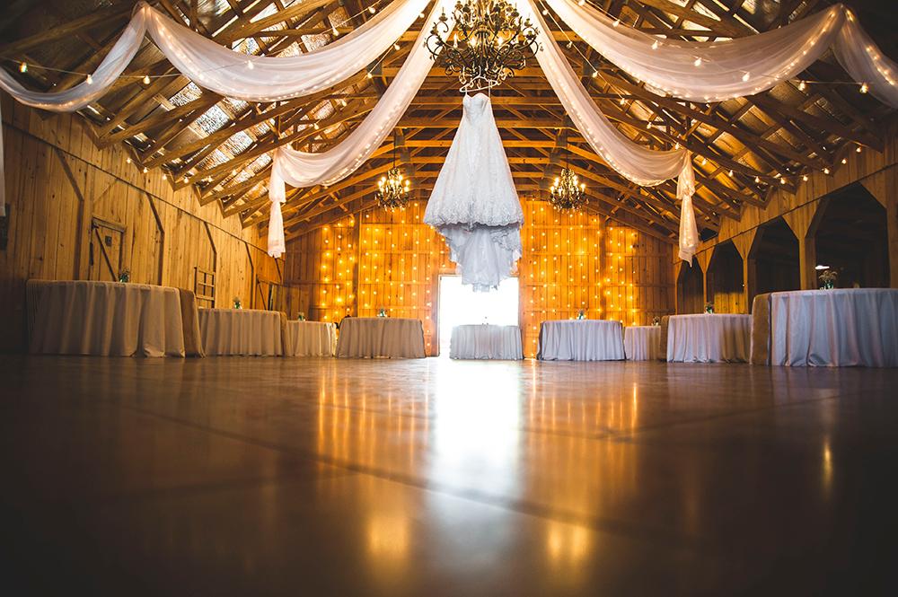 Turning a Barn Into a Wedding Venue? Here's What You Need to Know