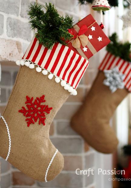 DIY Ideas for Decorating Burlap &amp; Linen Stockings