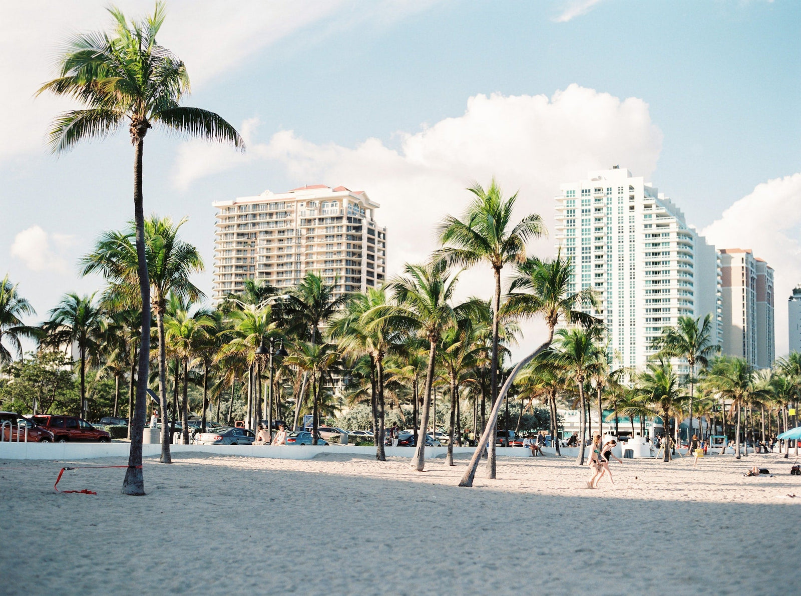 6 U.S. Minimoon Destinations to Celebrate Your Engagement