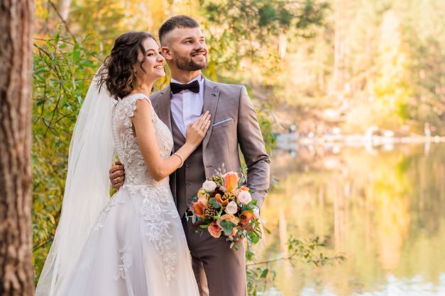 7 Tips for Planning a Backyard Wedding