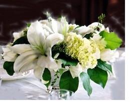 Western Elements in Floral Design