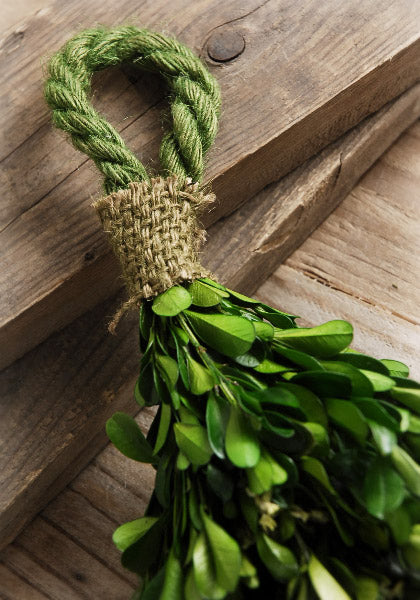 natural preserved boxwood garland 45in