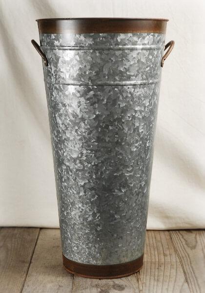 two tone 18 flower market buckets with handles