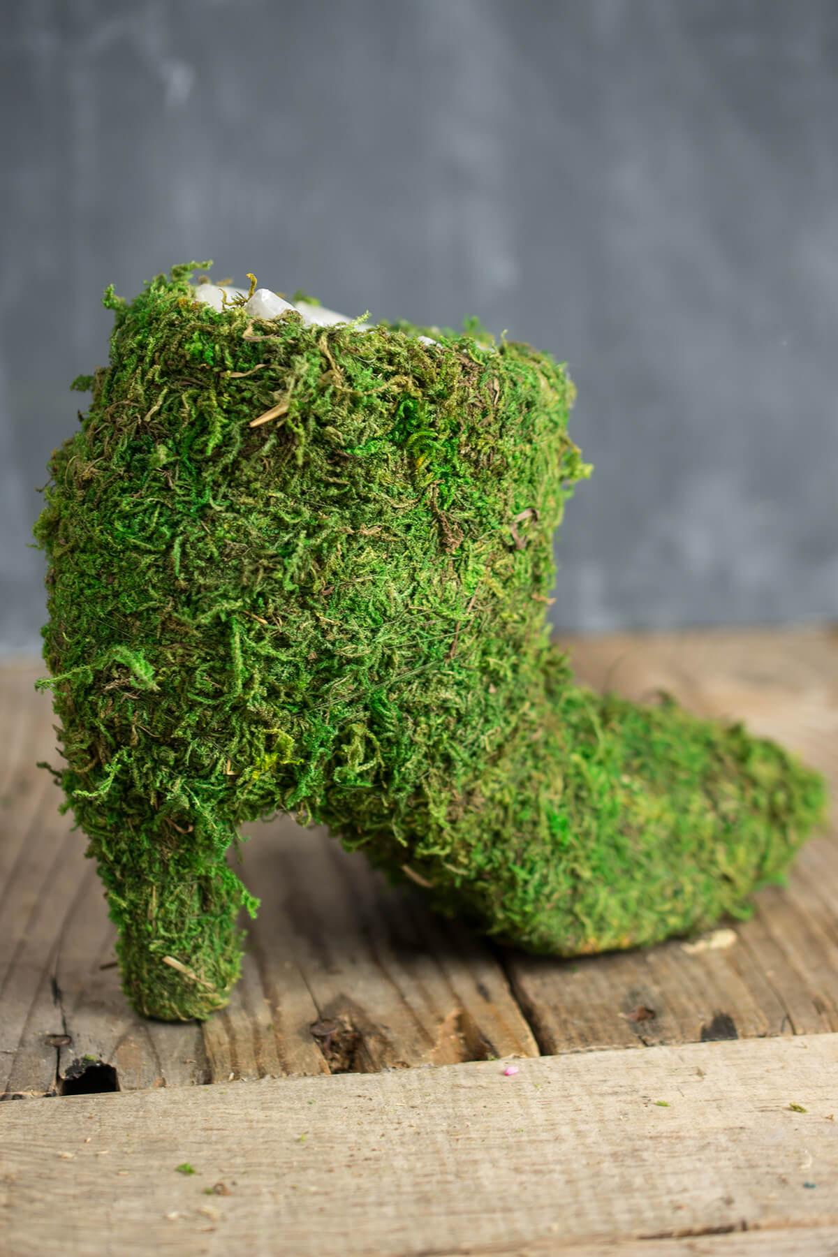 moss covered ladies boot 7 topiary planter